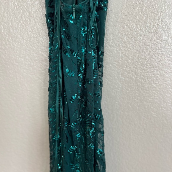 NWOT Photo Finish Forest Green Sequin Lace-Up Maxi Dress - Picture 7 of 9